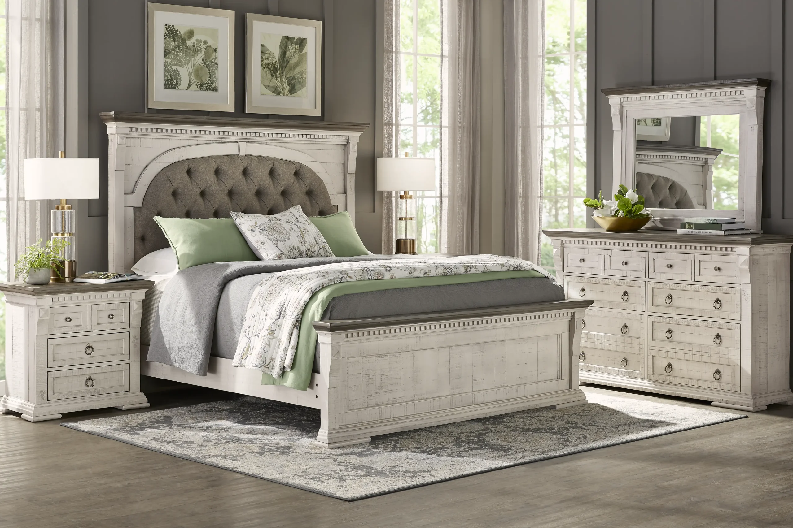 Crestwell Manor White 5 Pc King Upholstered Bedroom
