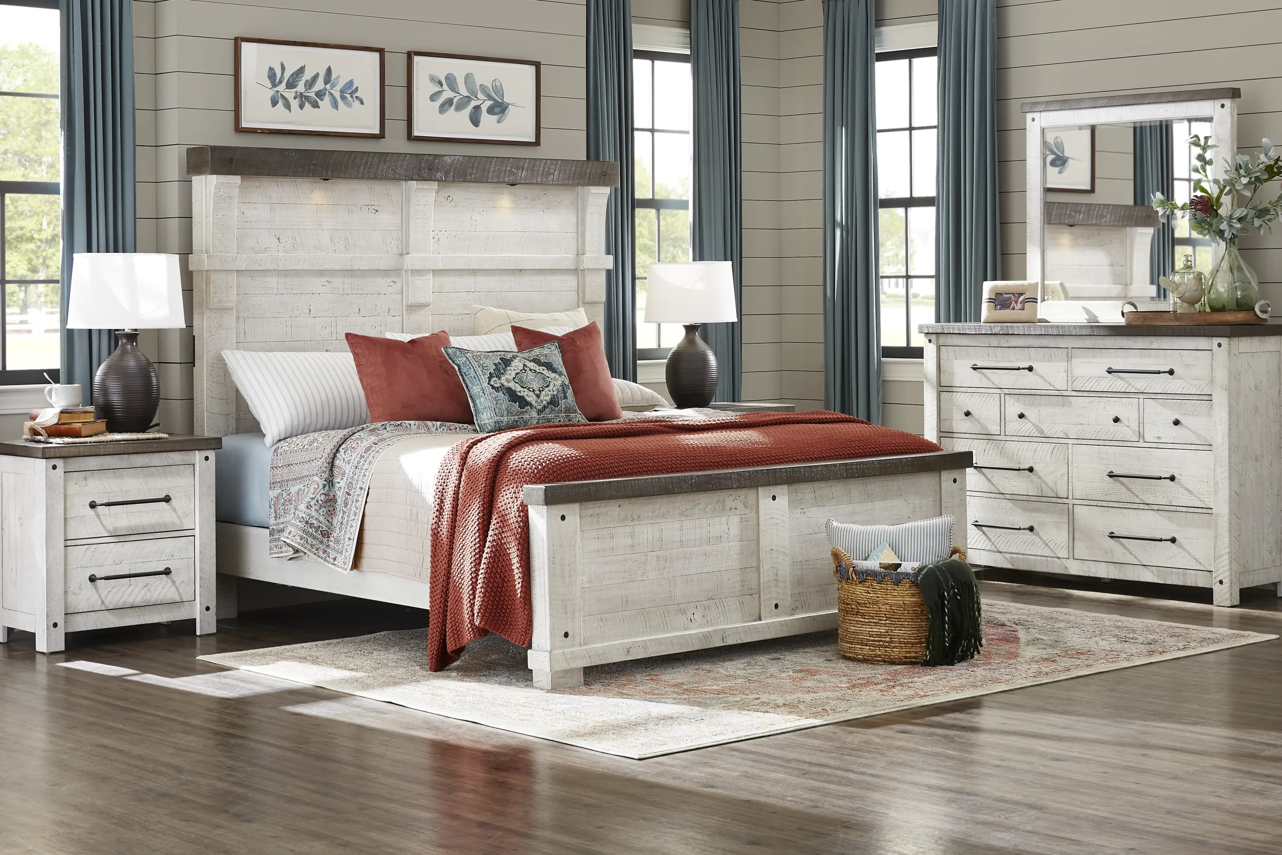 Bretten Crossing White 5 Pc Queen Bedroom