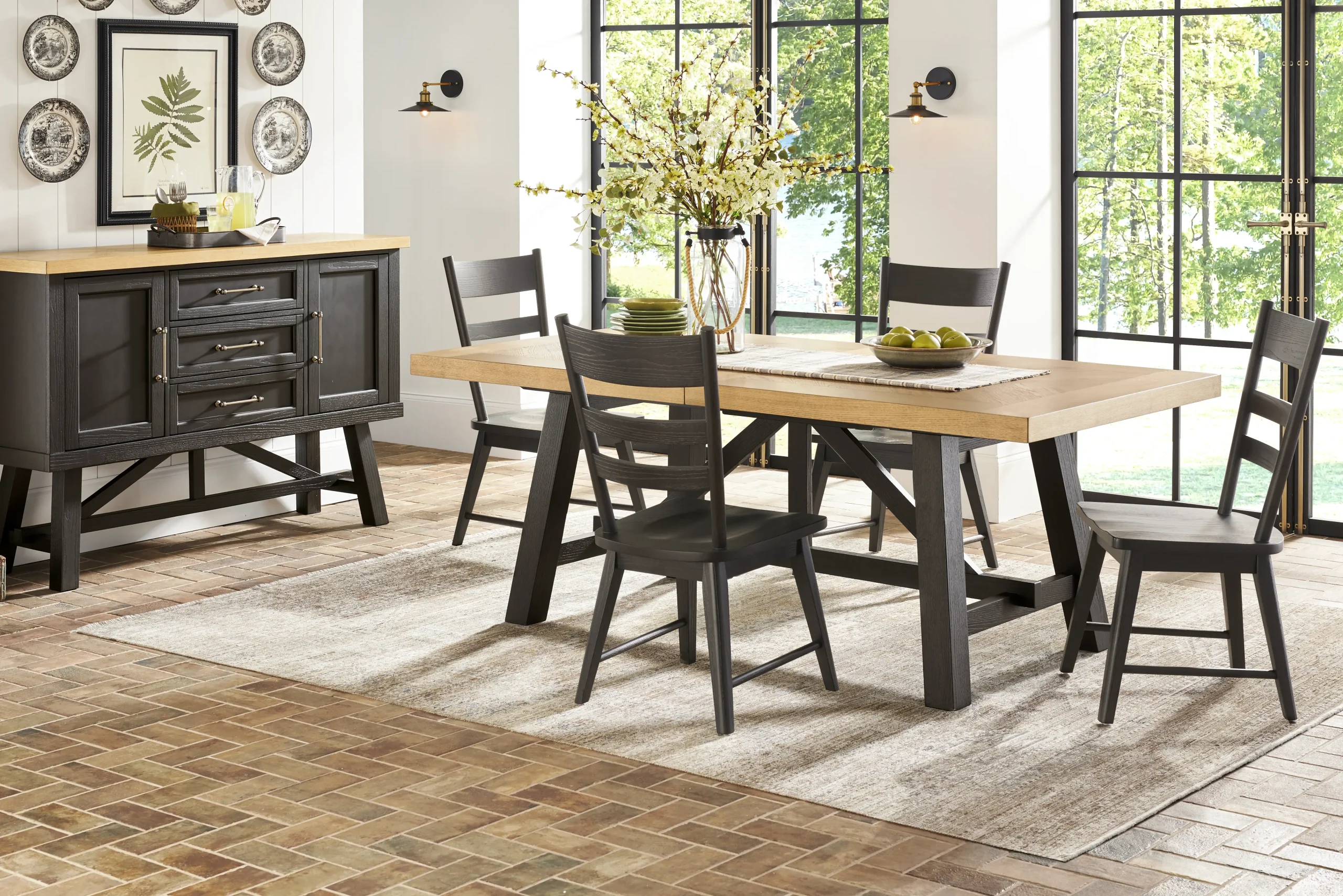 Chastain Park Black 5 Pc Dining Room