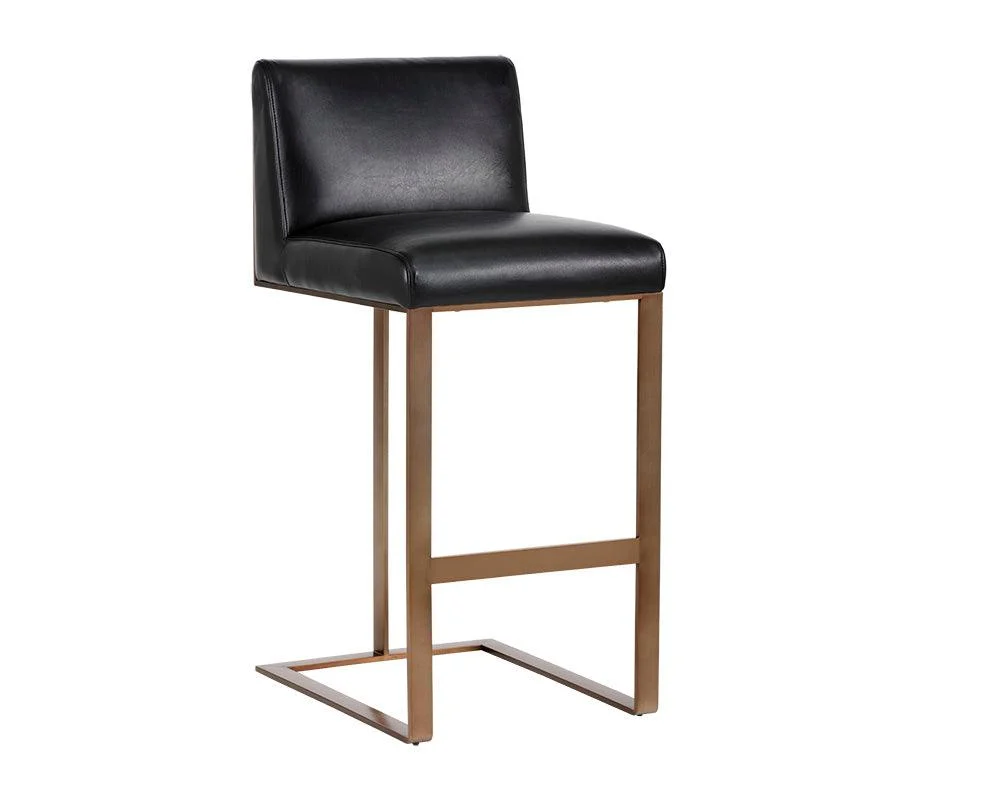 Dean Barstool