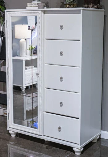 Kozlani - White - Dressing Chest